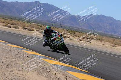 media/Oct-08-2022-SoCal Trackdays (Sat) [[1fc3beec89]]/Turn 16 Inside (1130am)/